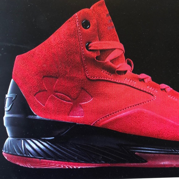 Under Armour Other - UNDER ARMOUR CURRY LUX SNEAKERS